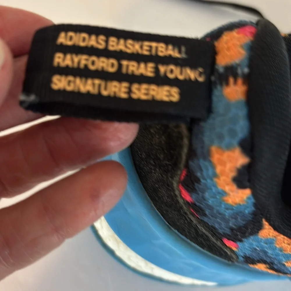 Adidas Rayford Trae Young Signature Series Sneakers Size 7.5